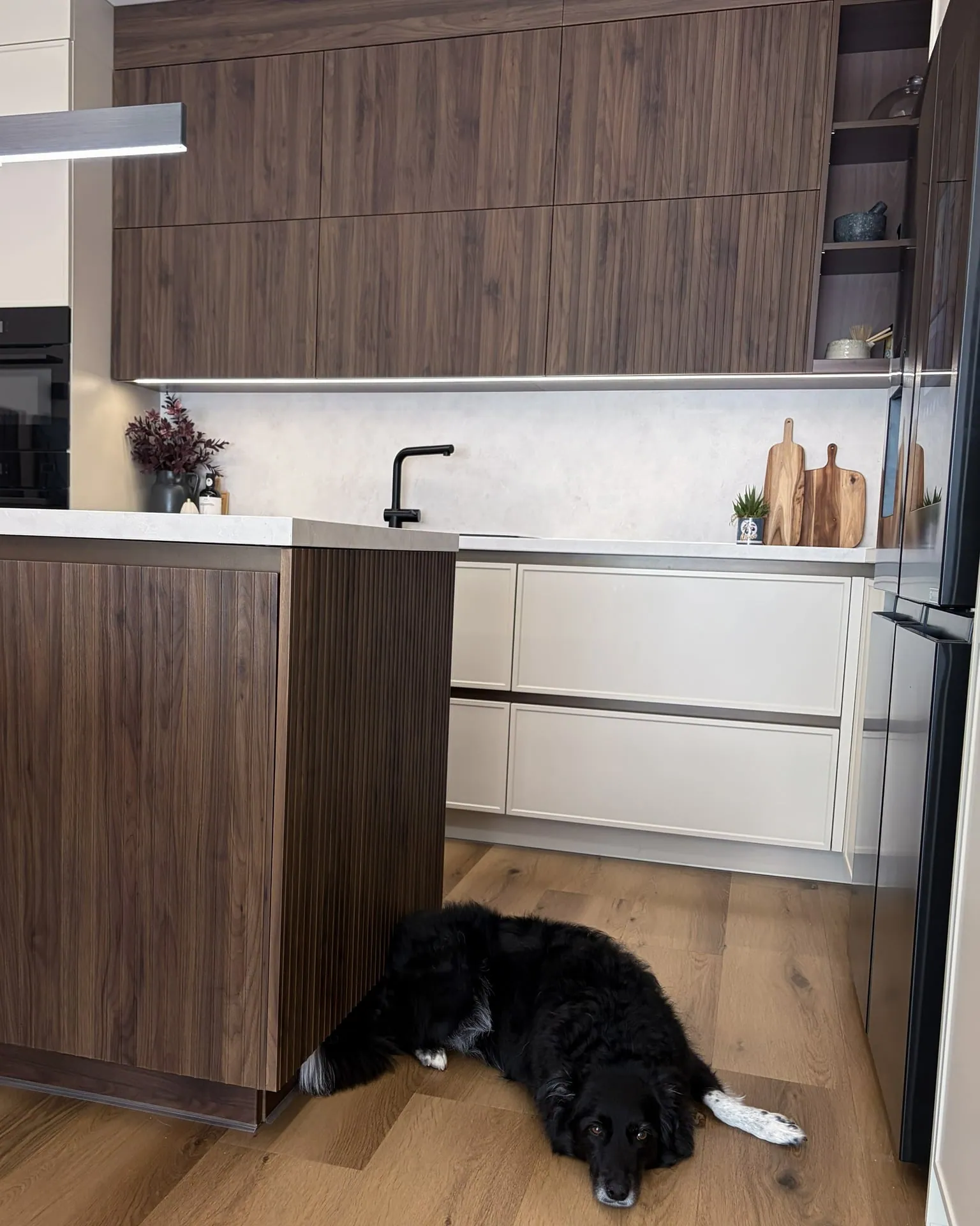 Walnut wall units and island, cashmere drawer base units